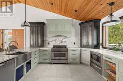 1615 MUSKOKA ROAD N | Gravenhurst Ontario | Slide Image Eighteen