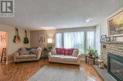 1028 COWBELL LANE | Gravenhurst Ontario | Slide Image Twenty-seven