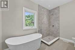 LOT 13 VOYAGEUR DRIVE | Penetanguishene Ontario | Slide Image Nine