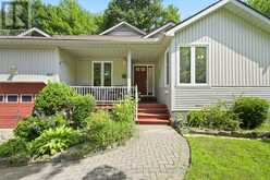 60 PINERIDGE GATE | Gravenhurst Ontario | Slide Image Two