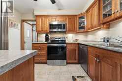 58 KEMP CRESCENT | Stratford Ontario | Slide Image Twelve