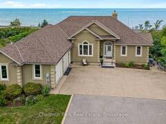133 LAKESHORE ROAD E The Blue Mountains Ontario, L9Y 0N1
