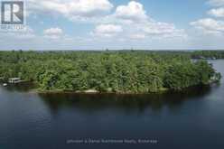 2 ISLAND 24LM (DENISON) | Gravenhurst Ontario | Slide Image Four