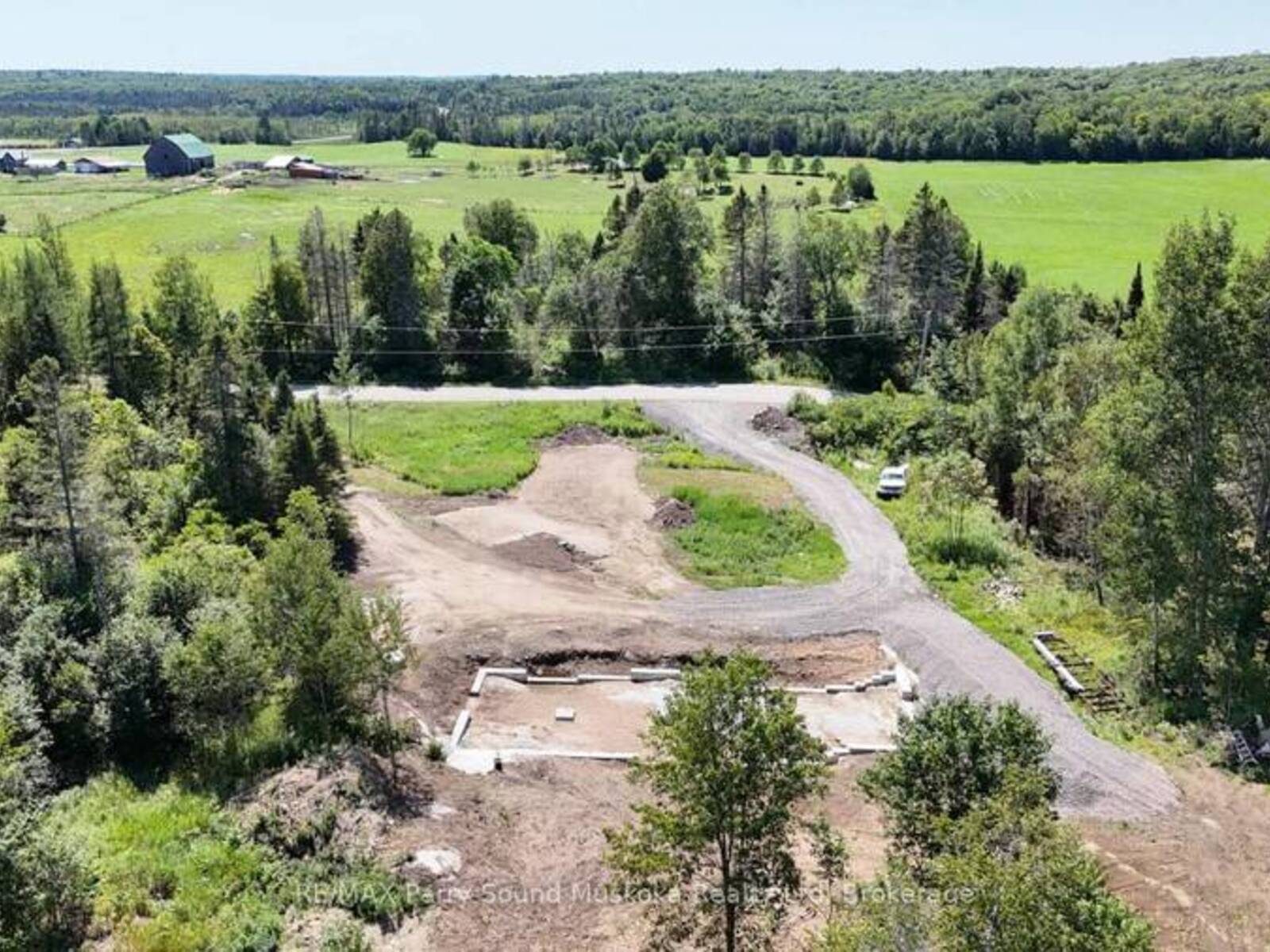 69 MILLER ROAD, Sundridge, Ontario P0A 1Z0