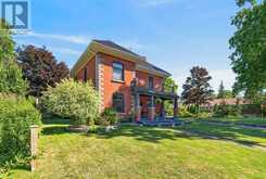 581 QUEEN STREET | Kincardine Ontario | Slide Image Forty-four