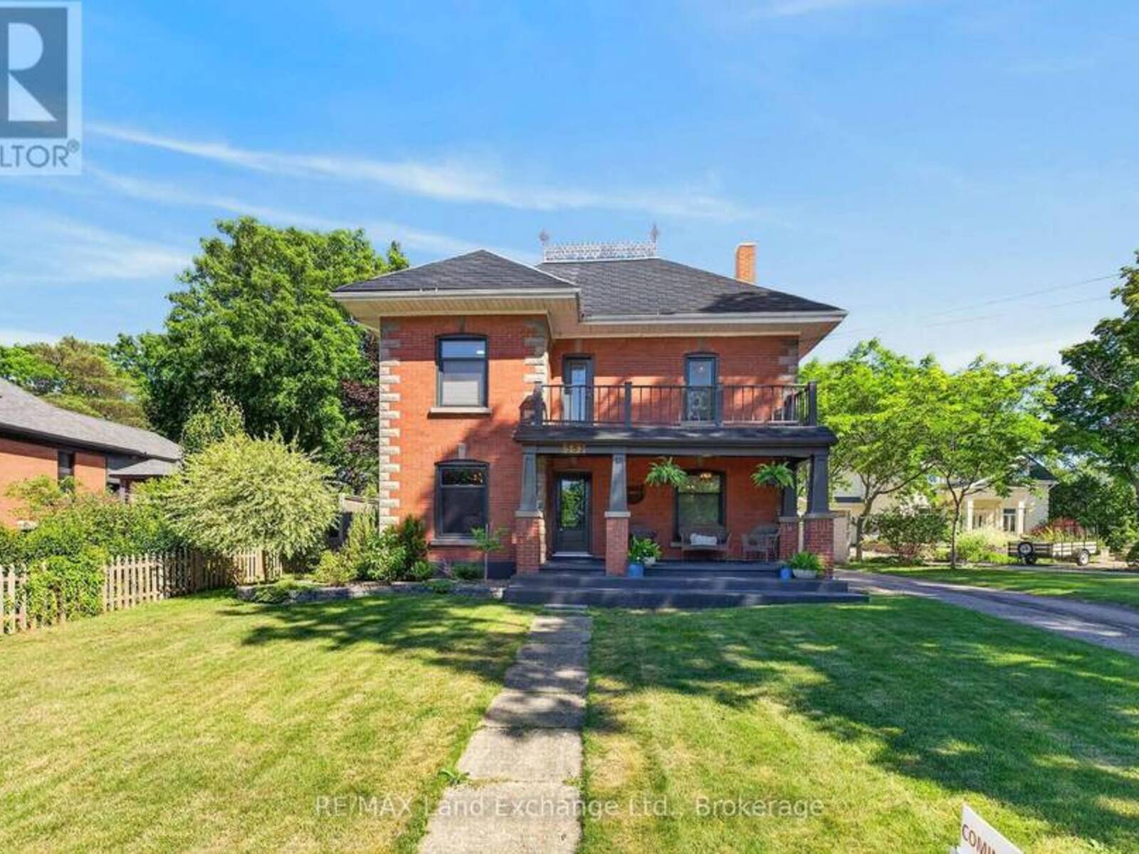 581 QUEEN STREET, Kincardine, Ontario N2Z 2J1
