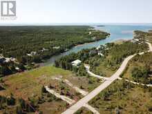17 BAY SHORE AVE. N. AVENUE | Tobermory Ontario | Slide Image One