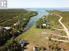 17 BAY SHORE AVE. N. AVENUE | Tobermory Ontario | Slide Image Two
