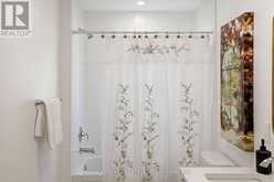 15 PRIVATE MCKAY DRIVE | Barrie Ontario | Slide Image Thirty-two