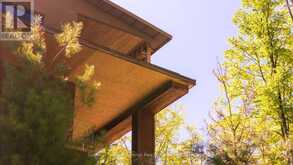 1739 TRAPPER'S TRAIL ROAD | Haliburton Ontario | Slide Image Ten