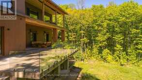 1739 TRAPPER'S TRAIL ROAD | Haliburton Ontario | Slide Image Eight