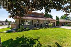 38 GRAYVIEW DRIVE | Markdale Ontario | Slide Image Two