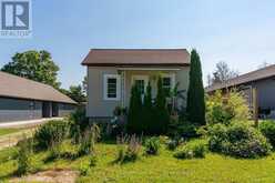 661 WATSON STREET | Georgian Bluffs Ontario | Slide Image Three