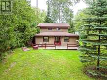 35 GEORGIAN MANOR DRIVE | Collingwood Ontario | Slide Image Four