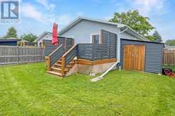 642 SPRUCE STREET | Collingwood Ontario | Slide Image Four