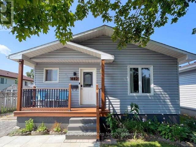 642 SPRUCE STREET Collingwood Ontario, L9Y 4T6 - 4 Bedrooms Home For Sale