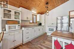 3359 MAPLE RIDGE ROAD | Lake of Bays Ontario | Slide Image Sixteen