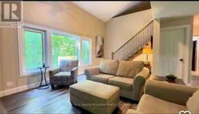 15 VICTORIA STREET W | Rosseau Ontario | Slide Image Eight