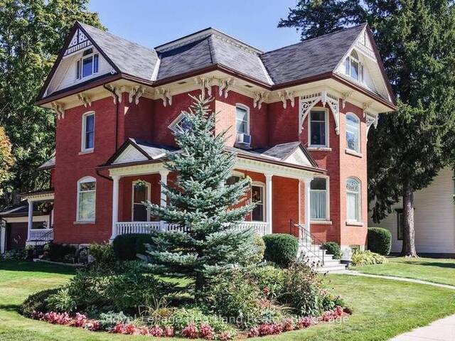 169 ONTARIO STREET Clinton Ontario, N0M 1L0 - 4 Bedrooms Home For Sale