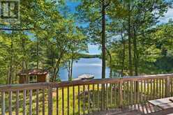 889 185 WA HORSESHOE LAKE | Seguin Ontario | Slide Image Three