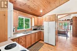 889 185 WA HORSESHOE LAKE | Seguin Ontario | Slide Image Nine