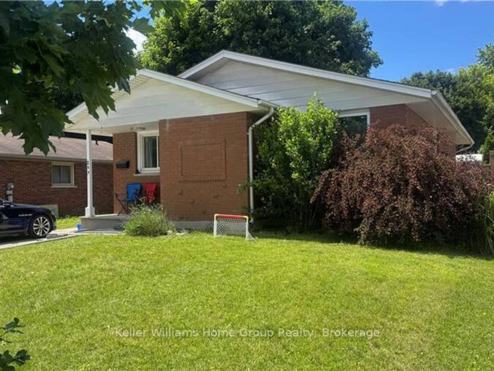 248 CYRUS STREET, Cambridge, Ontario N3H 1H3
