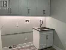 5 OAKWOOD AVENUE N | Tiny Ontario | Slide Image Thirty