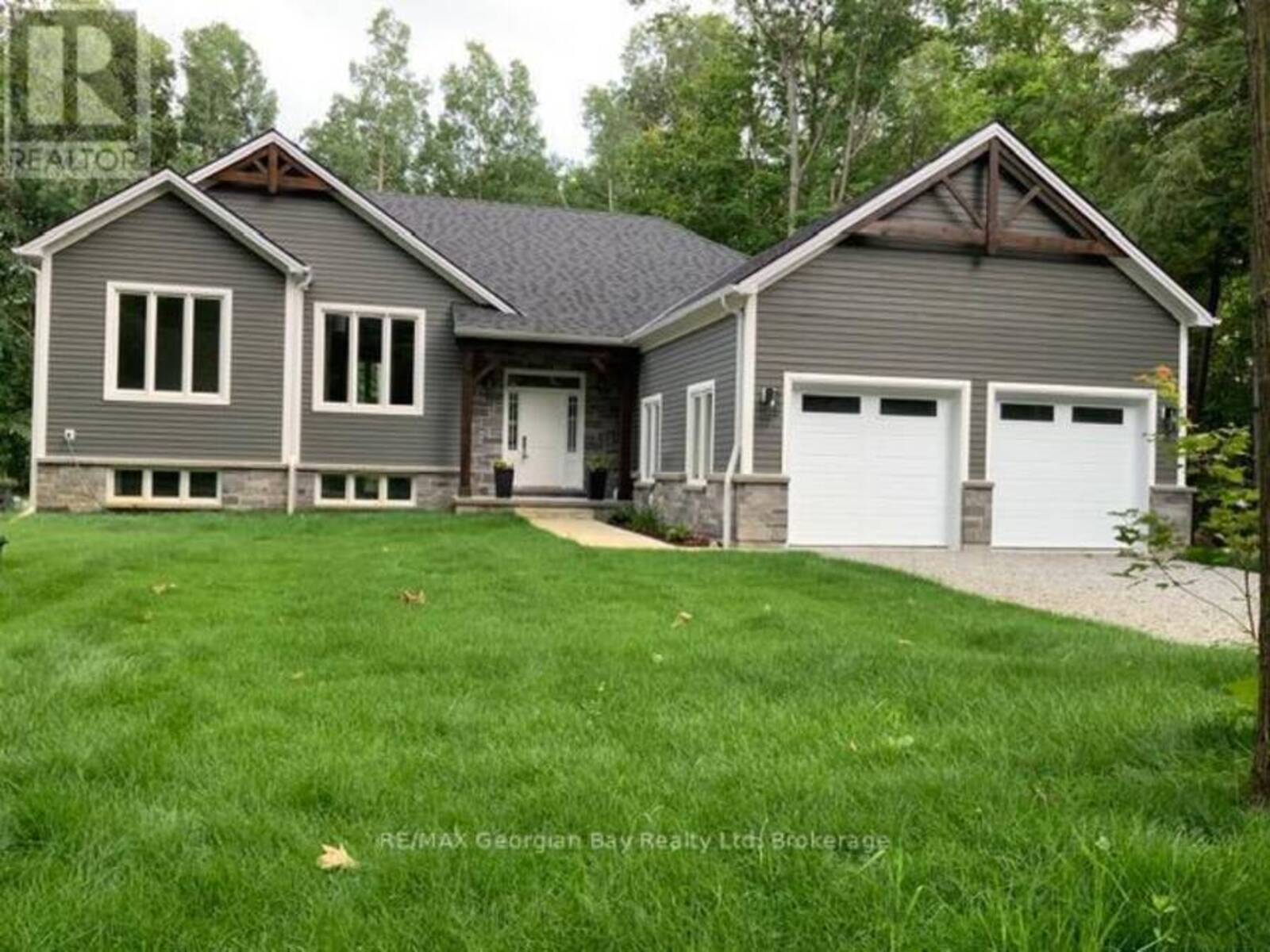 5 OAKWOOD AVENUE N, Tiny, Ontario L9M 0J2