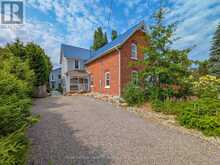 212 JAMES STREET | Bracebridge Ontario | Slide Image Three
