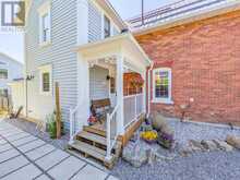 212 JAMES STREET | Bracebridge Ontario | Slide Image Nine