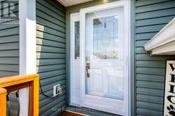 44 BYRNES CRESCENT | Penetanguishene Ontario | Slide Image Five