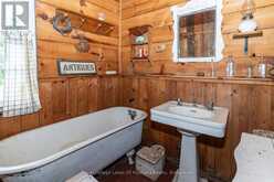 1099 WOLFKIN LAKE ROAD | Baysville Ontario | Slide Image Nine