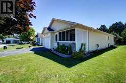 6 ILLINOIS CRESCENT | Wasaga Beach Ontario | Slide Image Four