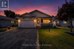 6 ILLINOIS CRESCENT | Wasaga Beach Ontario | Slide Image Two