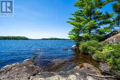 1 ISLAND 29KL KAHSHE LAKE - COOEE ISLAND | Gravenhurst Ontario | Slide Image Ten