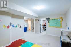 82 VAUGHAN STREET | Guelph Ontario | Slide Image Thirty-eight