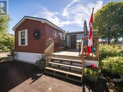 19 WHITE PINES TRAIL Wasaga Beach Ontario, L9Z 1X7
