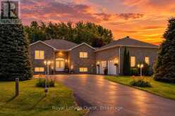 20 RUE ERIC | Penetanguishene Ontario | Slide Image One