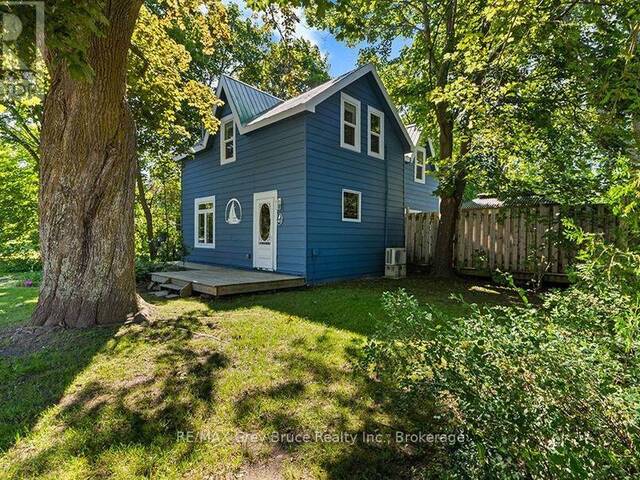 441 FRANK STREET Georgian Bluffs Ontario, N0H 2T0 - 3 Bedrooms Home For Sale