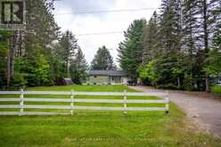 1093 LAMAR DRIVE | Haliburton Ontario | Slide Image Seven