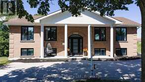 349 SOUTH DELHI STREET | Lucknow Ontario | Slide Image Two