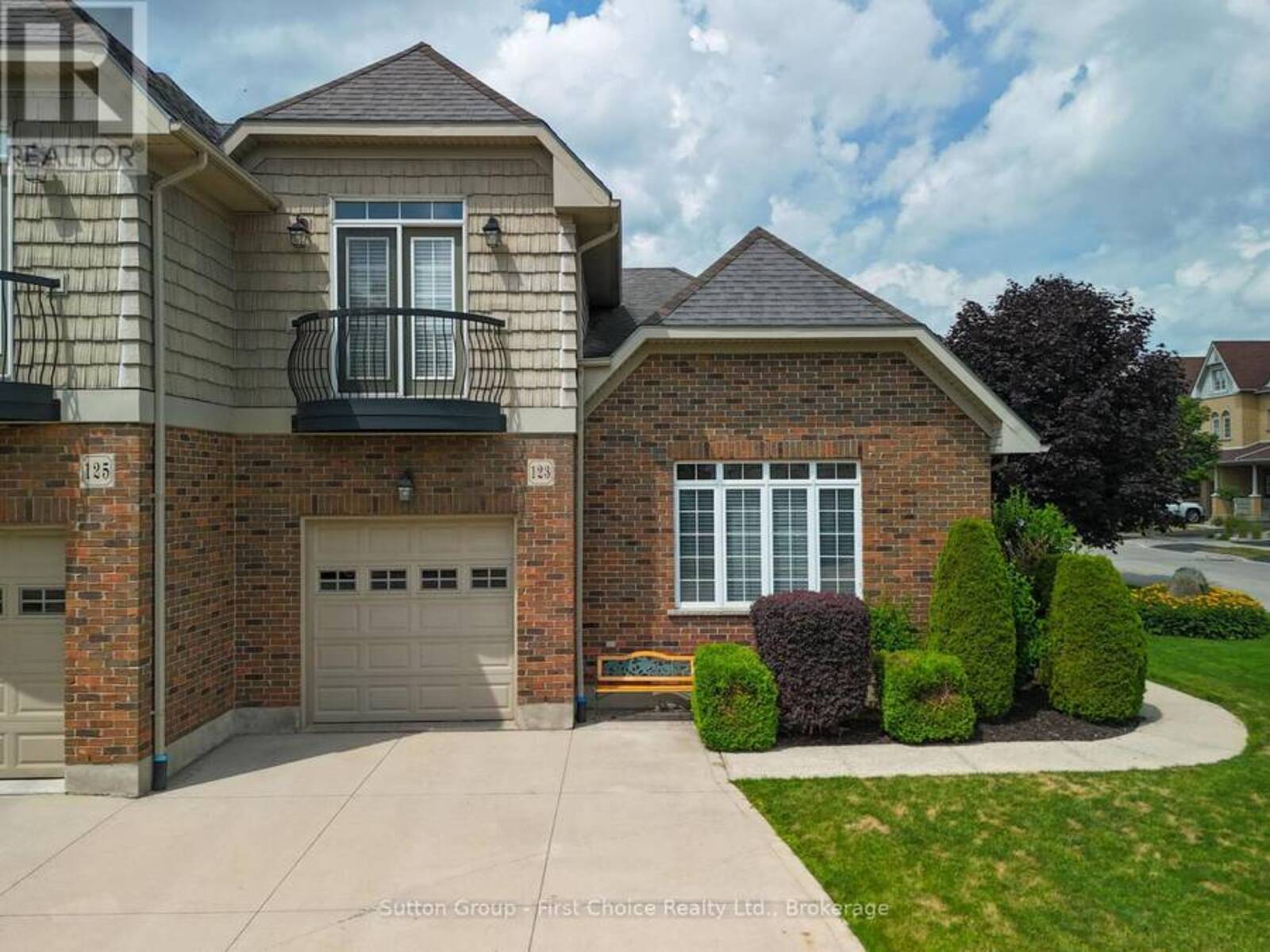 123 LONG DRIVE, Stratford, Ontario N5A 7Y9