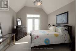 123 LONG DRIVE | Stratford Ontario | Slide Image Thirty-three