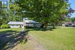 775 MUSKOKA BEACH ROAD | Gravenhurst Ontario | Slide Image Thirty-six