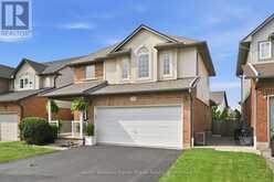 31 VINIFERA DRIVE | Grimsby Ontario | Slide Image Two