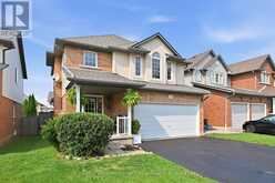 31 VINIFERA DRIVE | Grimsby Ontario | Slide Image Three