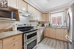 31 VINIFERA DRIVE | Grimsby Ontario | Slide Image Nine