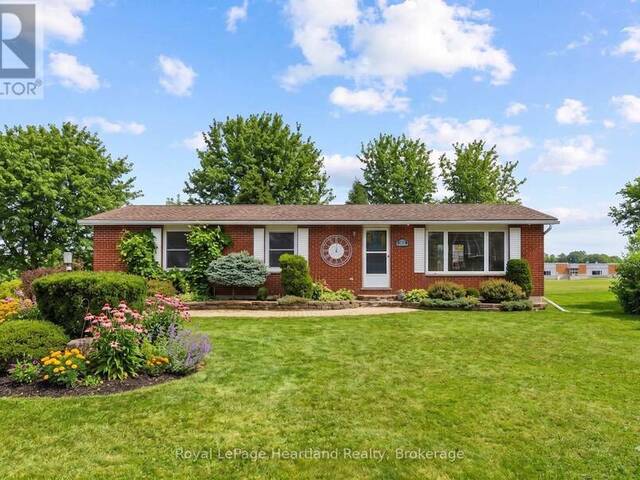284 MANOR ROAD Wingham Ontario, N0G 2W0 - 4 Bedrooms Home For Sale