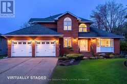 16 CARMICHAEL CRESCENT | Collingwood Ontario | Slide Image One