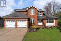 16 CARMICHAEL CRESCENT | Collingwood Ontario | Slide Image Eleven